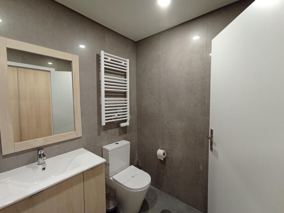 715 Gale Apartment Wi-Fi, Estacionamento OOporto Exteriör bild