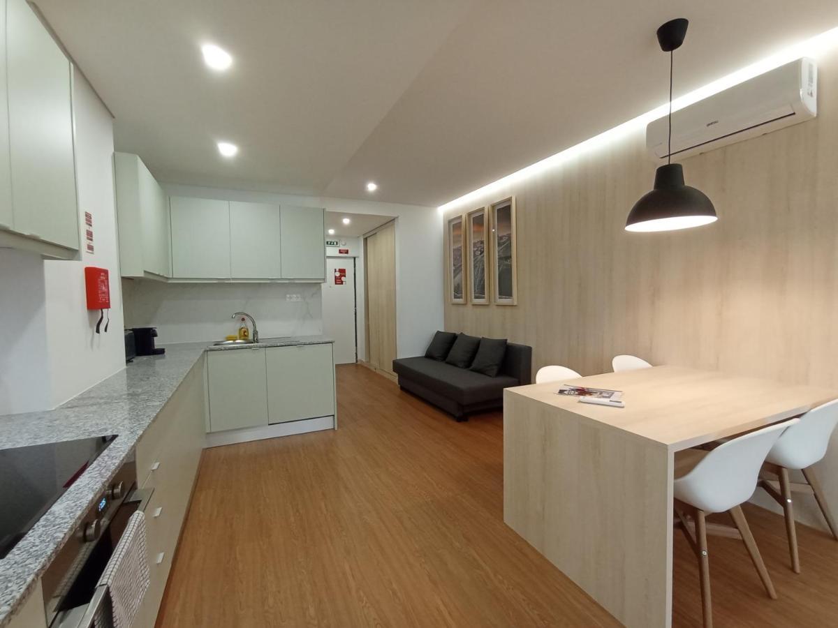 715 Gale Apartment Wi-Fi, Estacionamento OOporto Exteriör bild